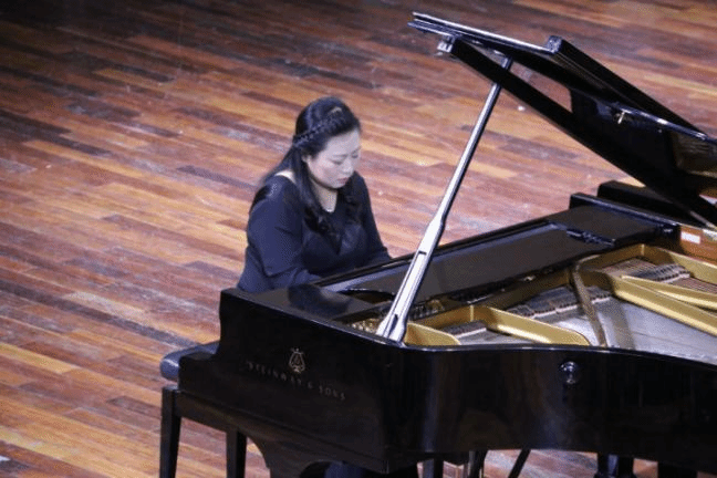 老志诚,江定仙,黄桢茂,陈泗治,江文也等12位作曲家创作的15首作品
